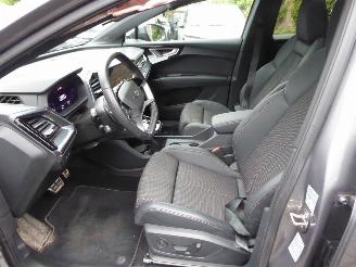 Audi Q4 45 e-tron S Line picture 17