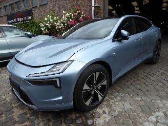 damaged passenger cars Polestar 4 400 kW Long Range Dual 2025/6