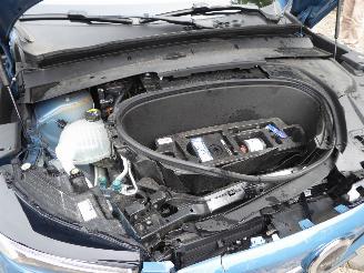 Volvo EX40 Single Motor Extended Range RWD Plus picture 32