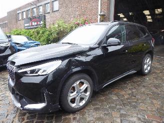Schadeauto BMW X1 25 e xDrive xLine 2025/4