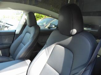 Tesla Model Y  picture 11