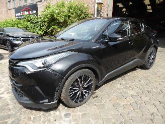 Schadeauto Toyota CH-R Hybrid 2018/1