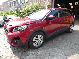 Auto incidentate Peugeot 5008 Active 2020/10