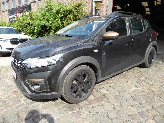 damaged passenger cars Dacia Sandero III Stepway Extreme+ 2025/10
