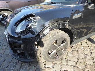 Mini Cooper SE Mini 3-trg. Cooper SE Essential Trim picture 2