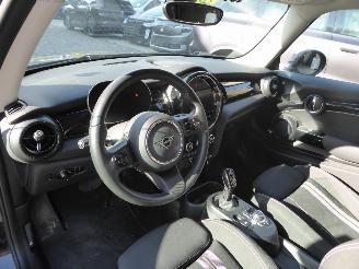 Mini Cooper SE Mini 3-trg. Cooper SE Essential Trim picture 12