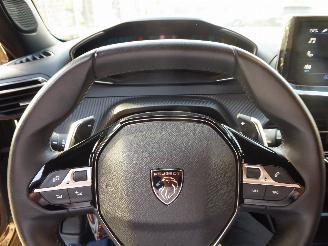 Peugeot 2008 Hybrid Active picture 15