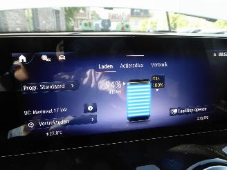 Mercedes EQB 250+ picture 22
