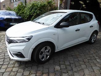 Vaurioauto  passenger cars Dacia Sandero III Essential 2025/4