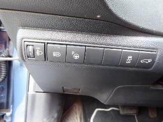 Toyota Corolla Touring Sports Hybrid Premium picture 14