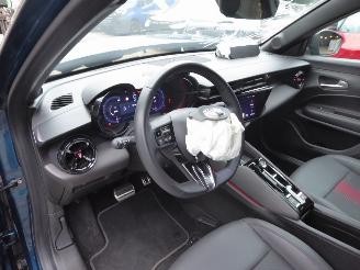 Alfa Romeo Junior Ibrida 1.2 VGT 48V-Hybrid 100 kW picture 10