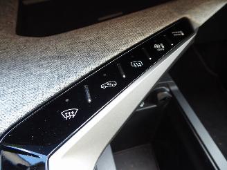 Peugeot 3008 Hybrid 145 GT picture 22