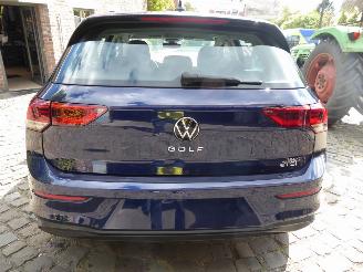 Volkswagen Golf Lim. Life eTSI picture 6