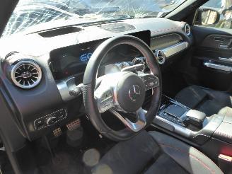 Mercedes EQB 300 4Matic AMG Line picture 11