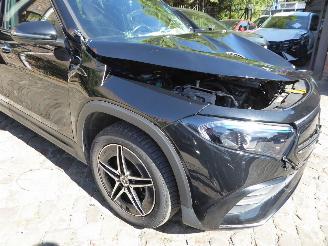 Mercedes EQB 300 4Matic AMG Line picture 5