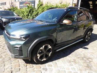 damaged passenger cars Dacia Bigster Hybrid-G 150 Extreme 4x4 2026/6