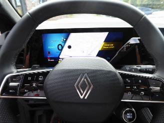 Renault Espace VI Iconic E-Tech Hybrid picture 22