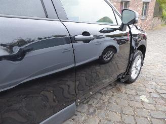 Toyota Corolla Cross Cross Hybrid FWD picture 8