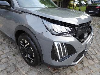 Peugeot 2008 Allure picture 5