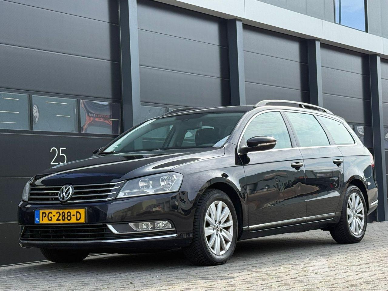 Volkswagen Passat 1.6 TDI Navi Clima