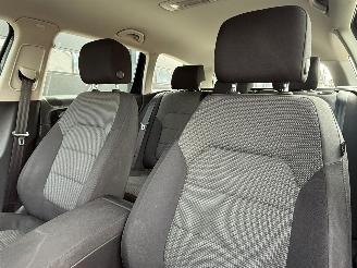 Volkswagen Passat 1.6 TDI Navi Clima picture 8