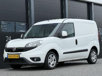 skadebil bedrijf Fiat Doblo 1.3 MJ Airco PDC 2015/9