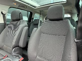 Peugeot 5008 1.6 e-HDi Blue Lease 5p. picture 8