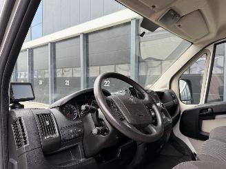 Peugeot Boxer 2.2 HDI Airco 3-PERS picture 7