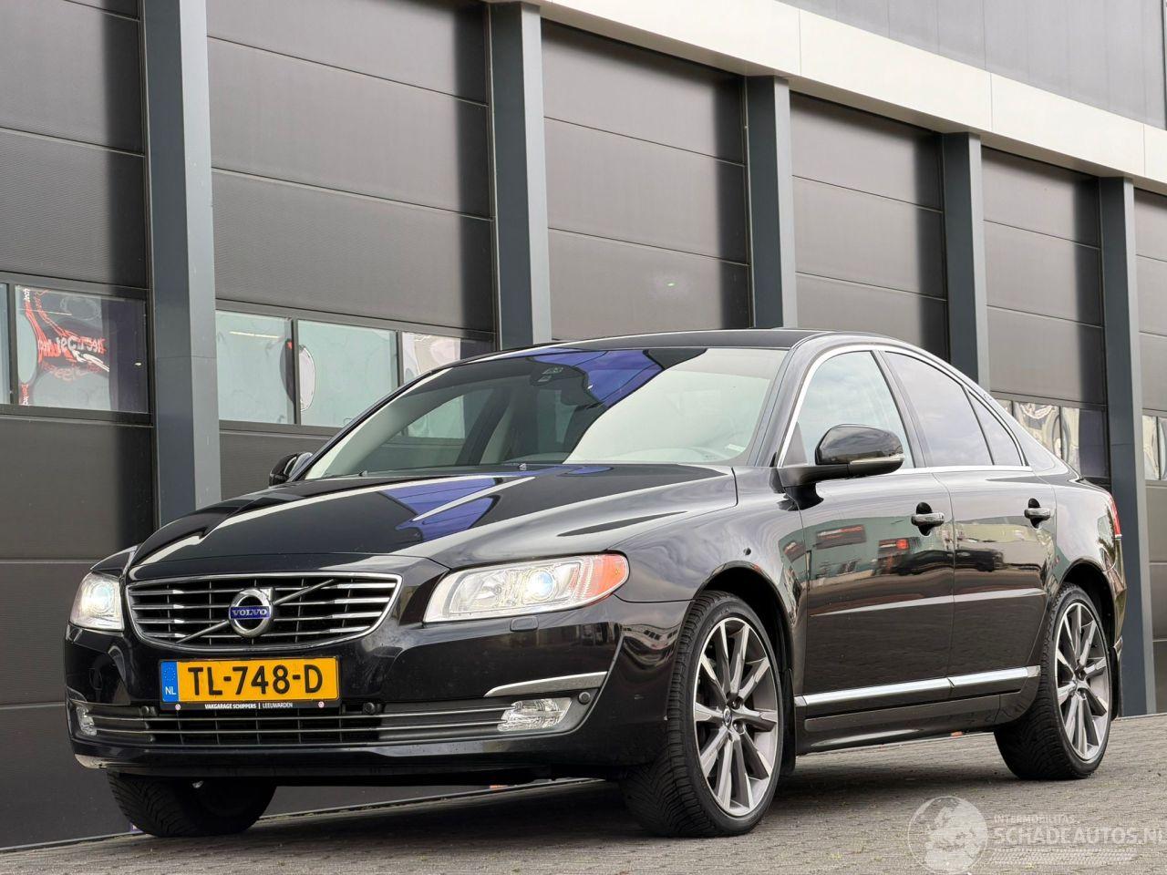 Volvo S-80 2.4 D5 Summum Xenon Leer AUTOMAAT