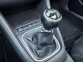 Volkswagen Golf 2.0 TDI Highline Panorama Navi Clima picture 13