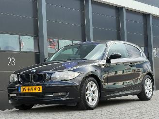 begagnad bil auto BMW 1-serie 118d High Executive Navi Clima PDC 2009/3