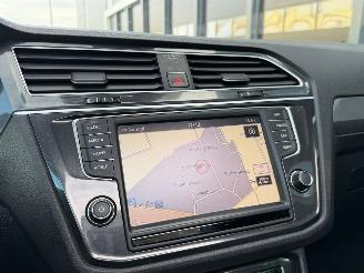 Volkswagen Tiguan 2.0 R-line 360 Camera Pano 150PK Leer picture 11