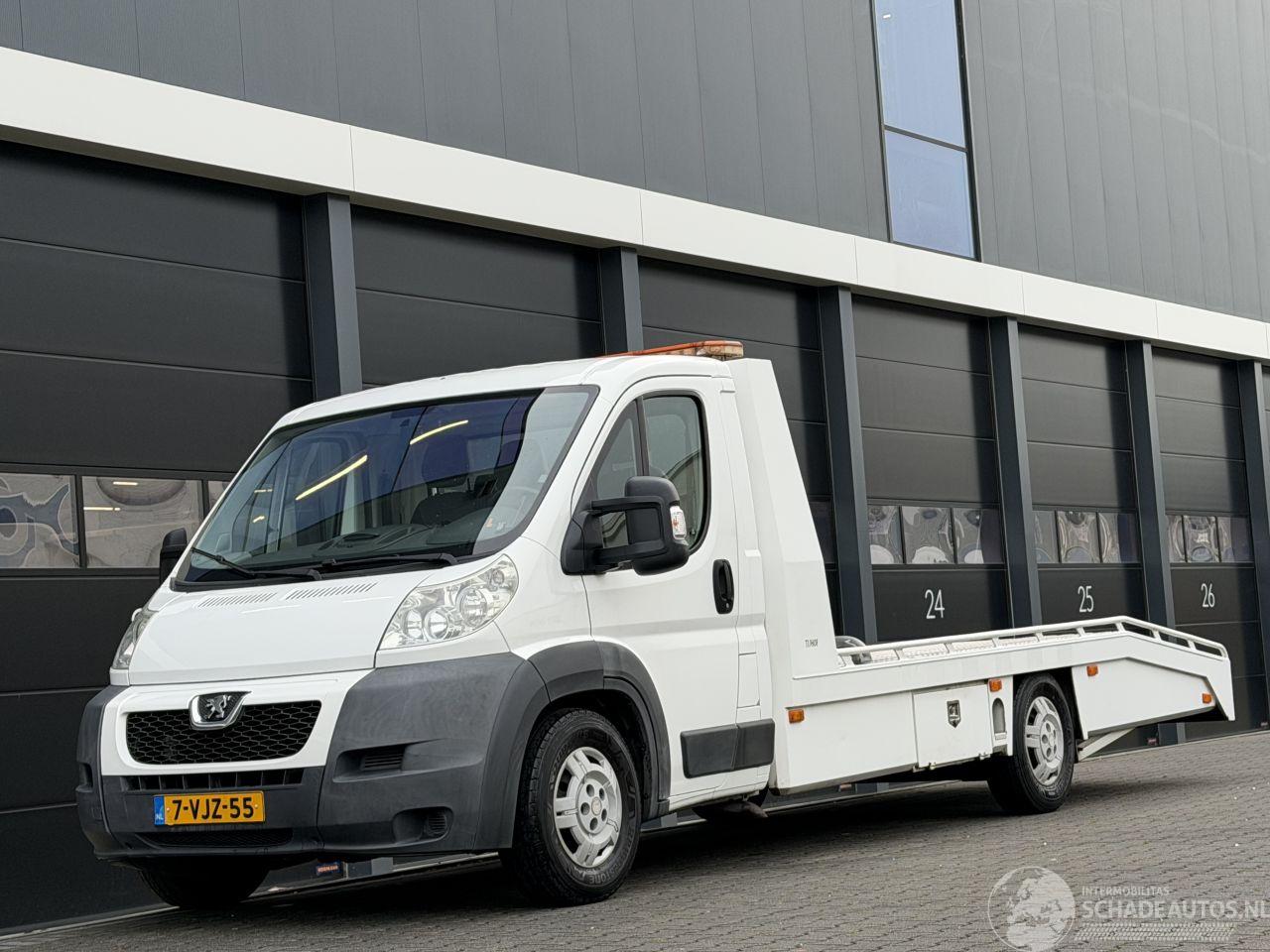 Peugeot Boxer 3.0 HDI Tijhof oprijwagen luchtvering