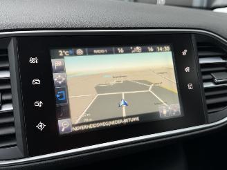 Peugeot 308 1.6 BlueHDI Blue Navi Clima PDC picture 9
