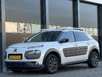 krockskadad bil auto Citroën C4 cactus 1.6 BlueHDi Panorama Camera 2015/11