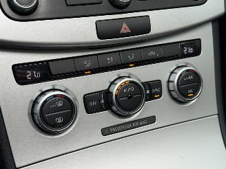 Volkswagen Passat 1.6 TDI BlueMotion panorama Navi Clima picture 11