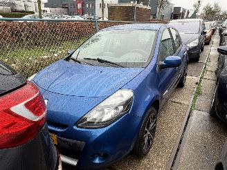 occasion passenger cars Renault Clio 1.5 DCI Navi Airco 2011/10