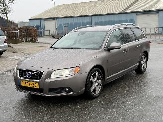 Käytettyjen passenger cars Volvo V-70 1.6 Drive Summum Xenon Leer Navi 2011/6