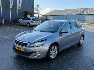 occasion passenger cars Peugeot 308 1.6 BlueHDI Leer Panorama EURO-6 2015/12