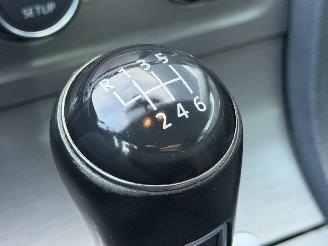 Volkswagen Golf 1.6 TDI Highline BlueMotion picture 12