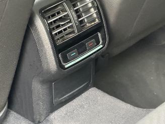 Volkswagen Passat 2.0 TDI 150 PK Navi Clima EURO-6 picture 14