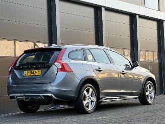 Volvo V-60 Cross Country 2.0 D4 Navi Clima EURO-6 picture 4