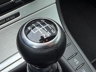 Volkswagen Passat 1.6 TDI Highline Leer Navi Clima PDC picture 13