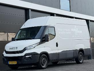 Voiture accidenté Iveco Daily 2.3 3-PERS Automaat EURO-6 2018/2
