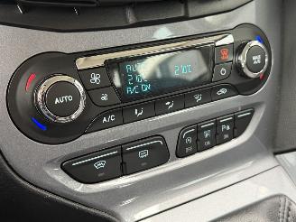 Ford Focus 1.6 TDCI Titanium Navi Clima PDC picture 10