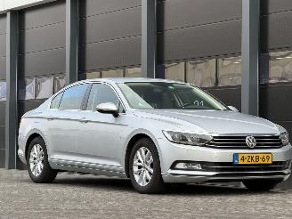 Volkswagen Passat 2.0 TDI Navi Clima PDC Euro-6 picture 2