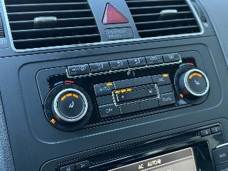 Volkswagen Touran 1.4 TSI Highline Xenon Navi Clima picture 11