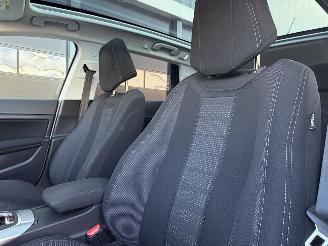 Peugeot 308 1.6 BlueHDI Xenon Pano Automaat EURO-6 picture 8