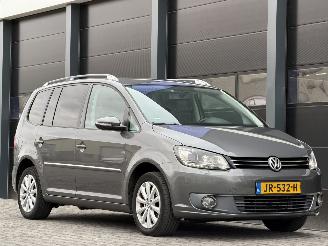 Volkswagen Touran 2.0 TDI Xenon Navi Camer Leer picture 2