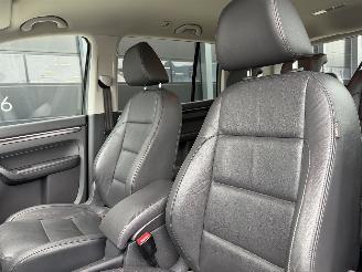 Volkswagen Touran 2.0 TDI Xenon Navi Camer Leer picture 8